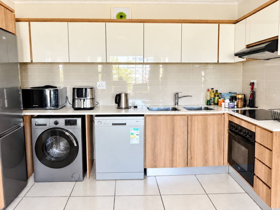 1 Bedroom Property for Sale in Richwood Western Cape
